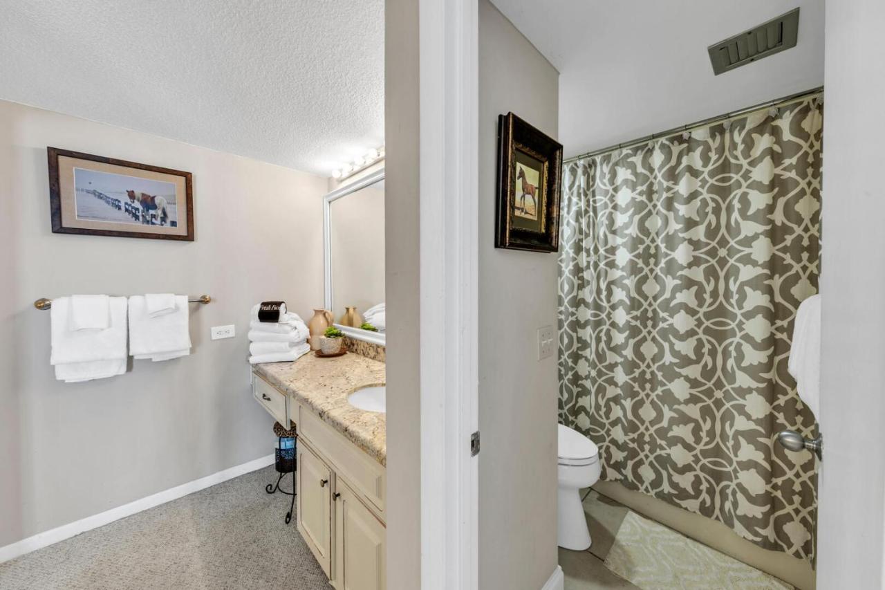 Mainsail 131 - Beachfront 2Br With Free Seasonal Beach Service Destin Exterior foto